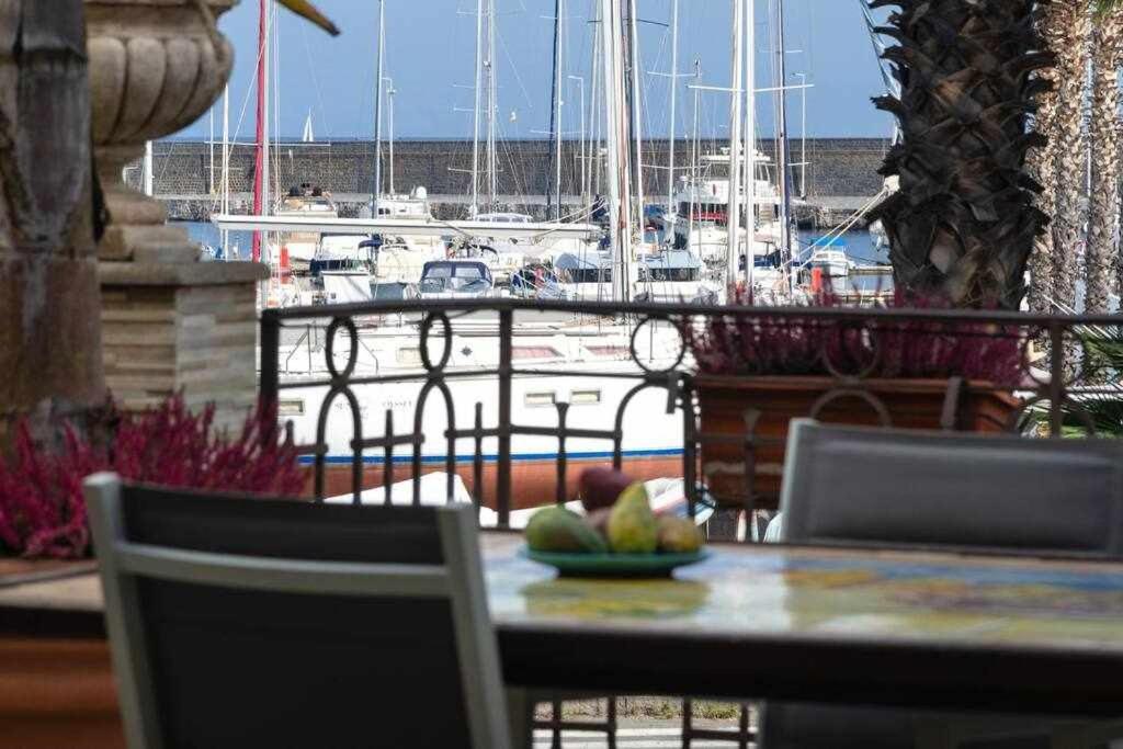 리포스토 Casa Delle Zammare Fronte Mare Centro Storico 빌라 외부 사진